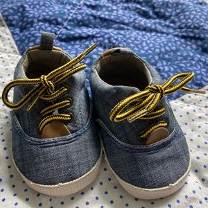 BABY GAP—Baby shoes, Chambray, soft sole